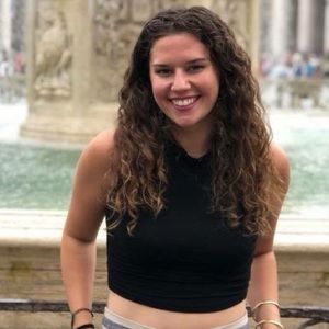 Meet your Posher, Brenna